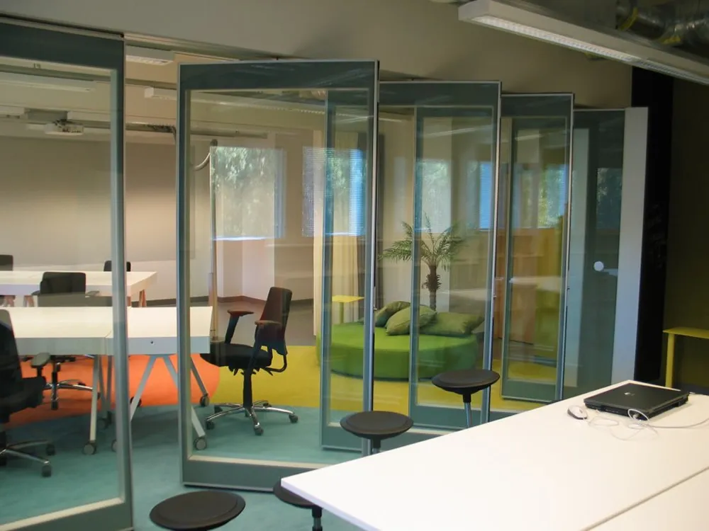 Moving Designs Limited Glass Partitions